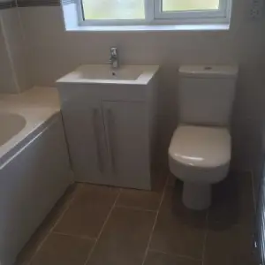 Small bathroom: Click Here To View Larger Image